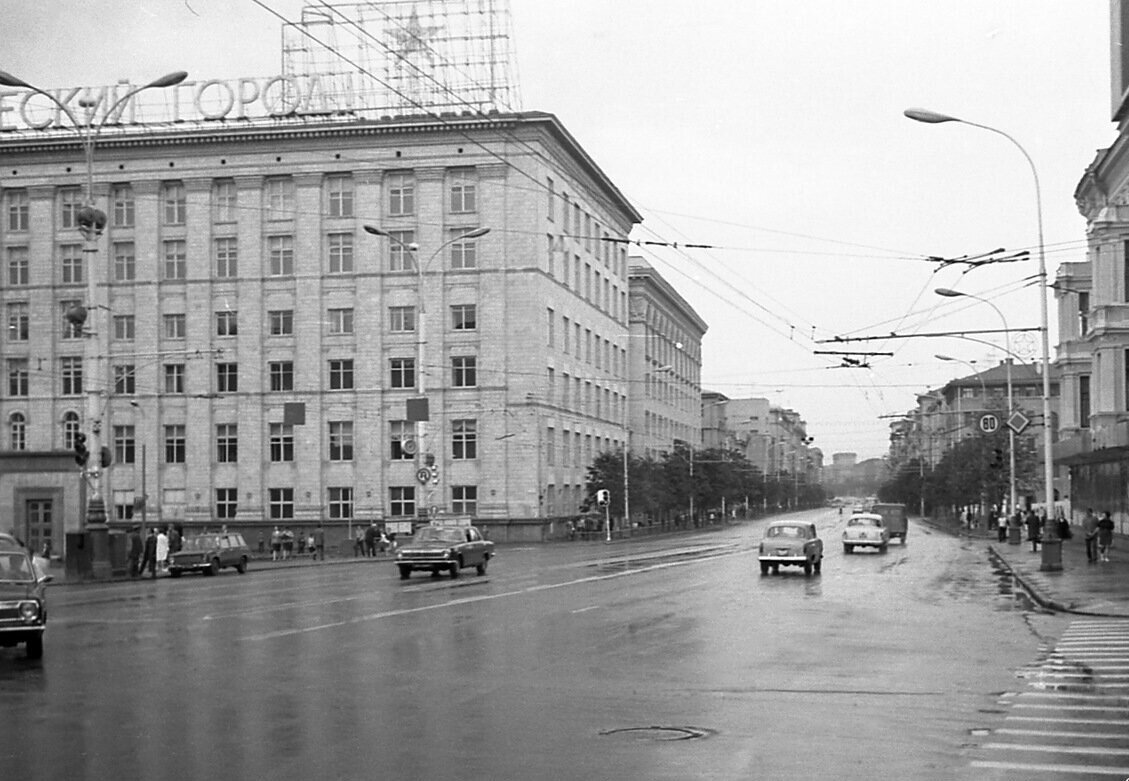 Улица горького фото. Улица Горького в Москве. Москва 1973. Улица Маяковского Горький. Москва 1973 год.