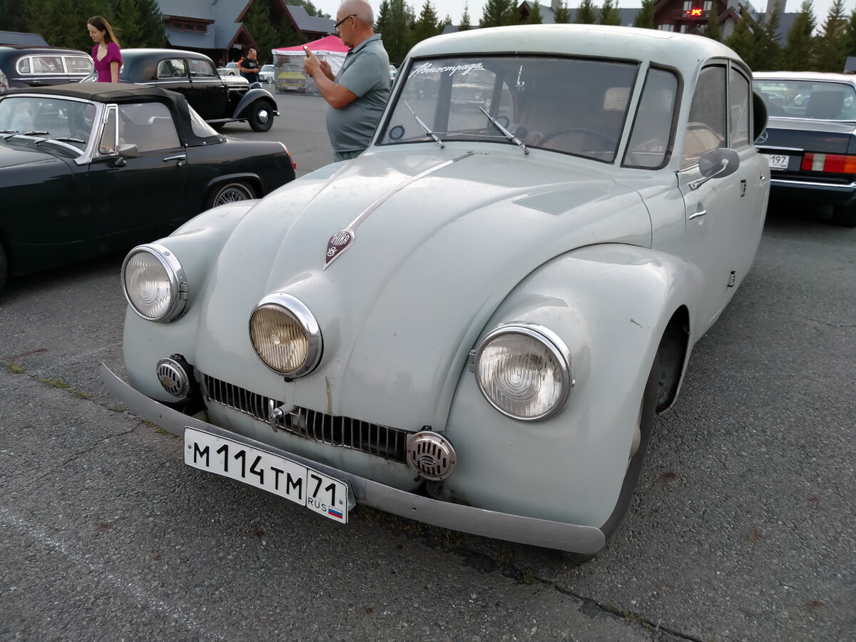 Татра 87
