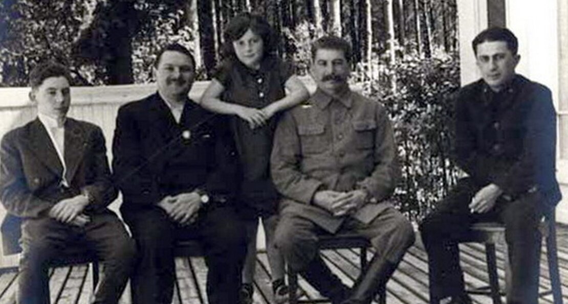 Як сталин. Яков Сталина. Сын Сталина Яков Иосифович Джугашвили. Яков Сталин в плену. Старший лейтенант Яков Джугашвили
