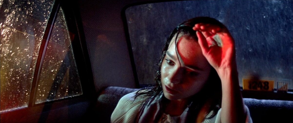 Кадр из фильма "Суспирия" (1977)