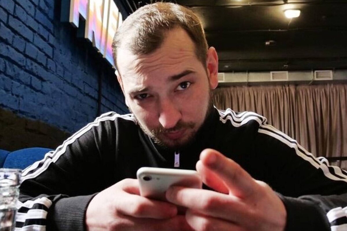     Пропавшего после скандала с женой из-за постельной сцены Артема Бординова нашли живым