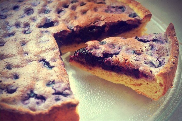    Пирог с замороженной черникой