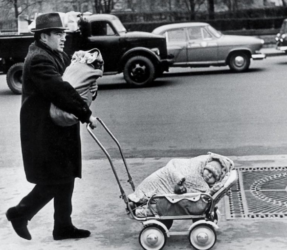 Фотограф Виктор Ахломов. Плевать мне на Мальтуса, 1960 год.