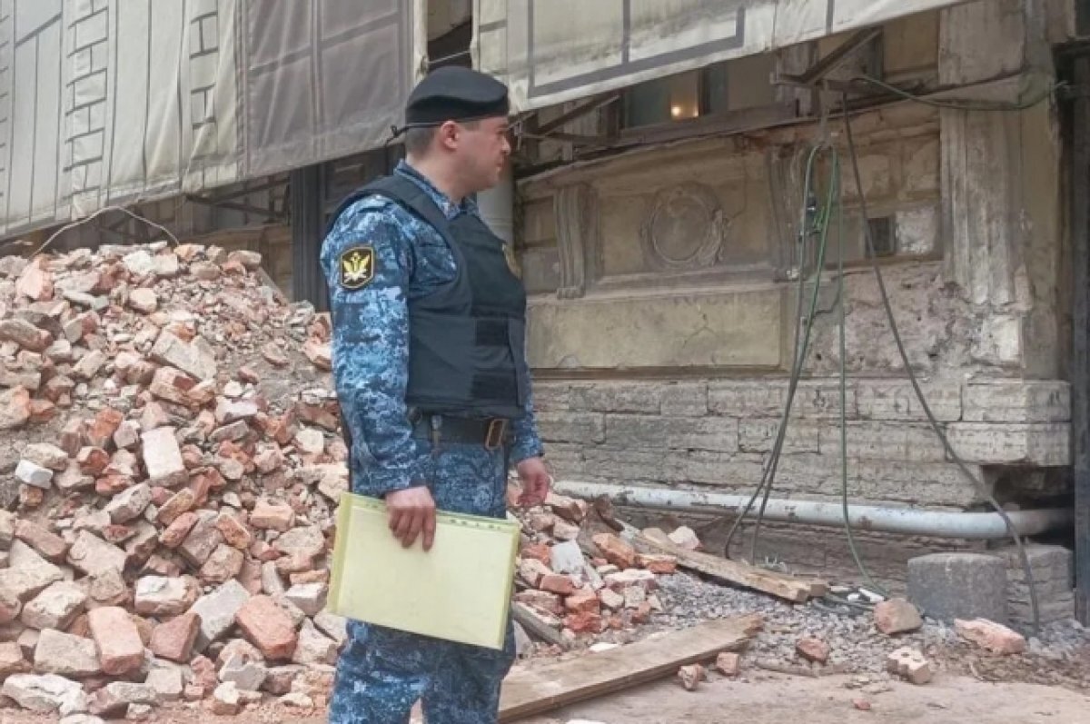    В прошедшем 2022 году у судебных приставов в Петербурге стало больше работы