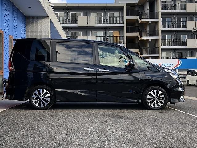Ниссан серена или хонда степвагон. Ес транзит авто из японии и кореи. Nissan serena 2022. Nissan serena 2007. Ниссан серена или хонда.