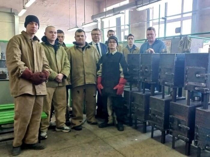    Печки ребята сделали в рамках практической подготовки по специальности «Сварочное производство» Анастасия Красушкина