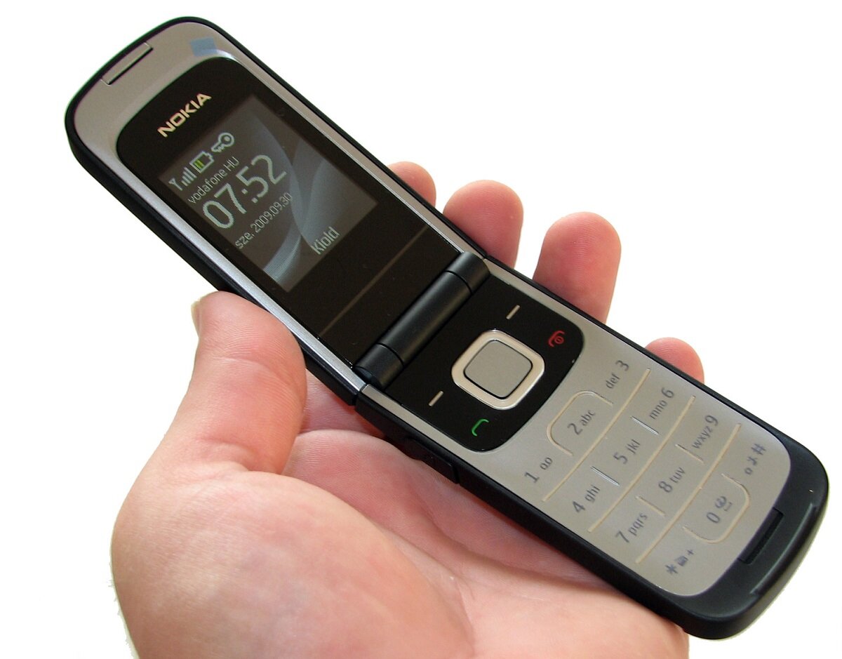 Nokia 2720 Fold 