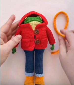 вот такой лягушак из видео в ВК похитил мое сердце