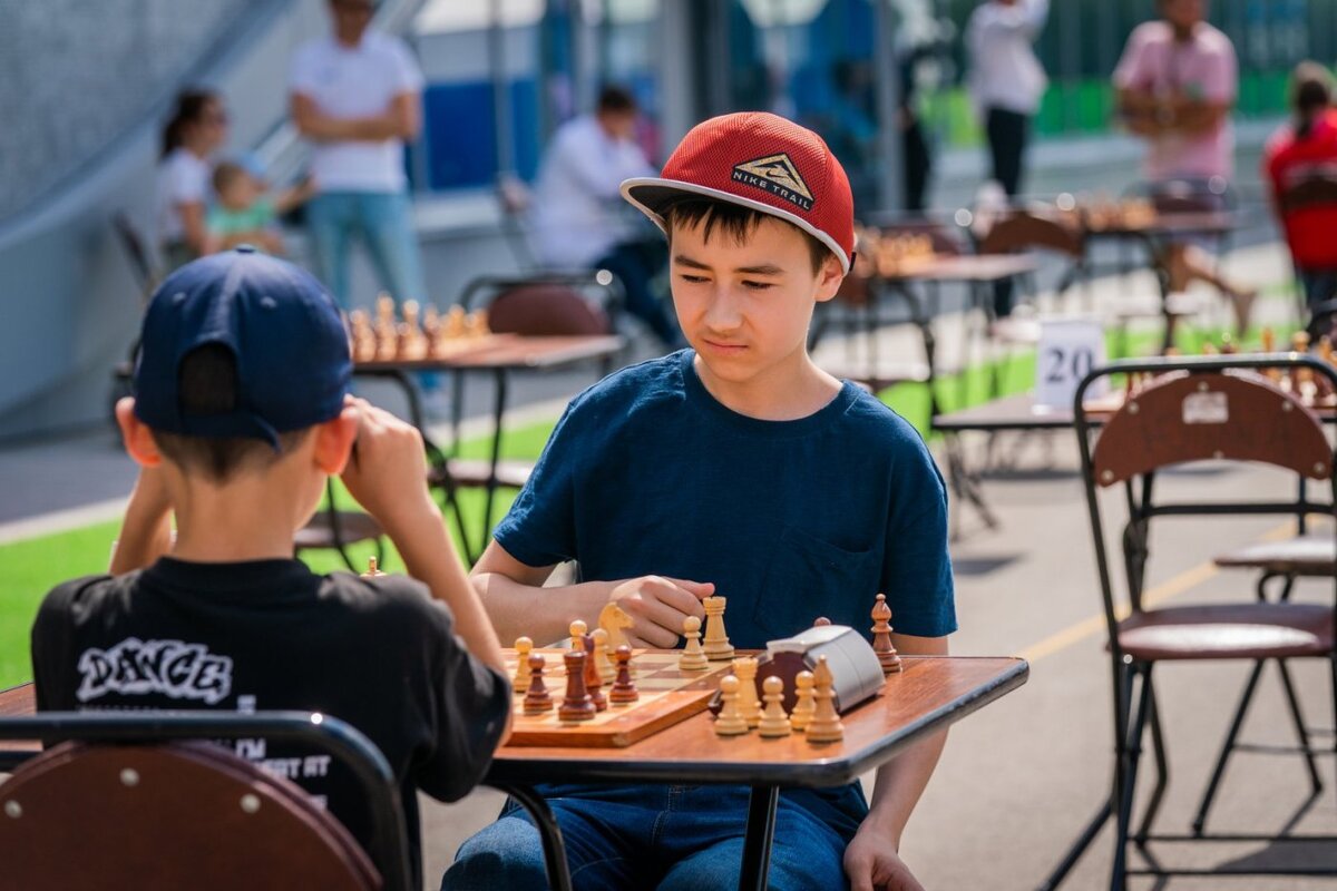    Дети из Донбасса поделились впечатлениями от Всемирного дня шахмат в Ханты-Мансийске