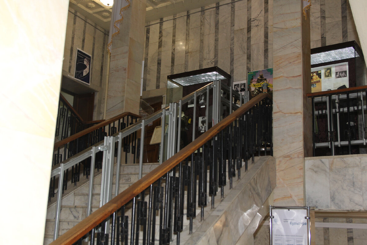 Если вы бывали когда нибудь в музее, из которого не хочется долго  уходить, то тогда вам стоит сходить и в музей краеведения, который находится в Саратове, на ул.-2