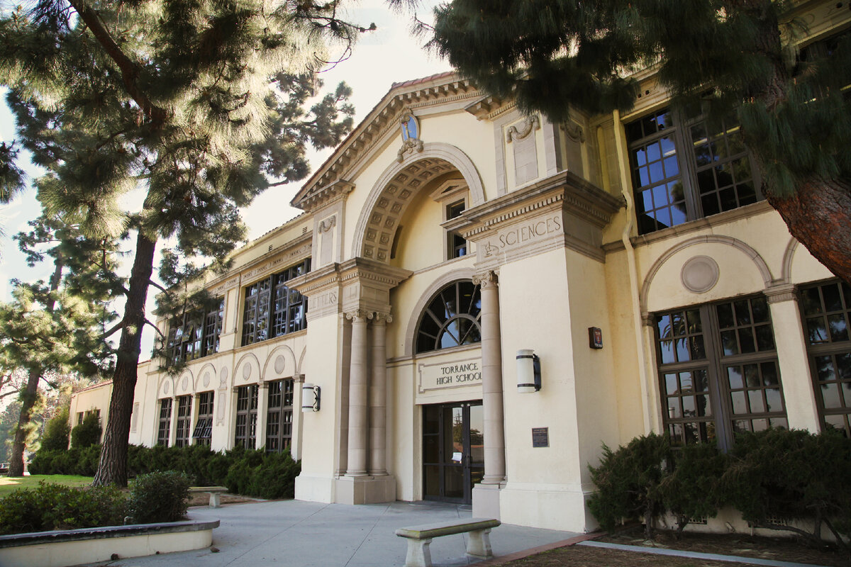 Фотографии школы Torrance High School 