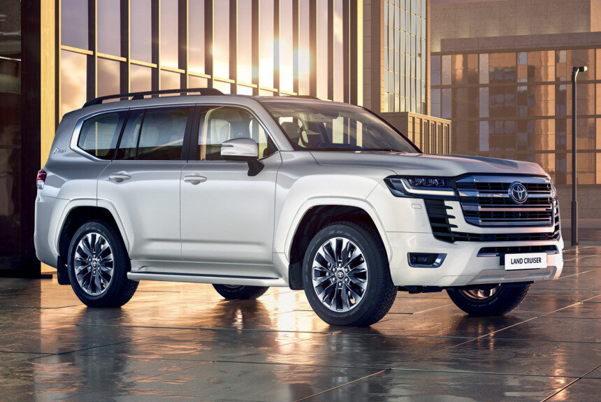 Новый, брутальный Toyota Land Cruiser 300
