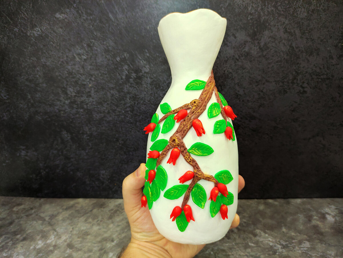 Симпатичные вазочки своими руками из гипса и пластиковых бутылок