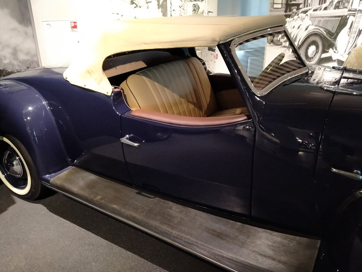 Кузов настоящего родстера. 