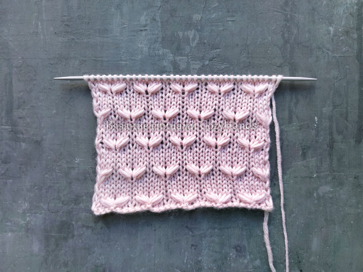 Нежный красивый узор спицами для вязания женских и детских изделий