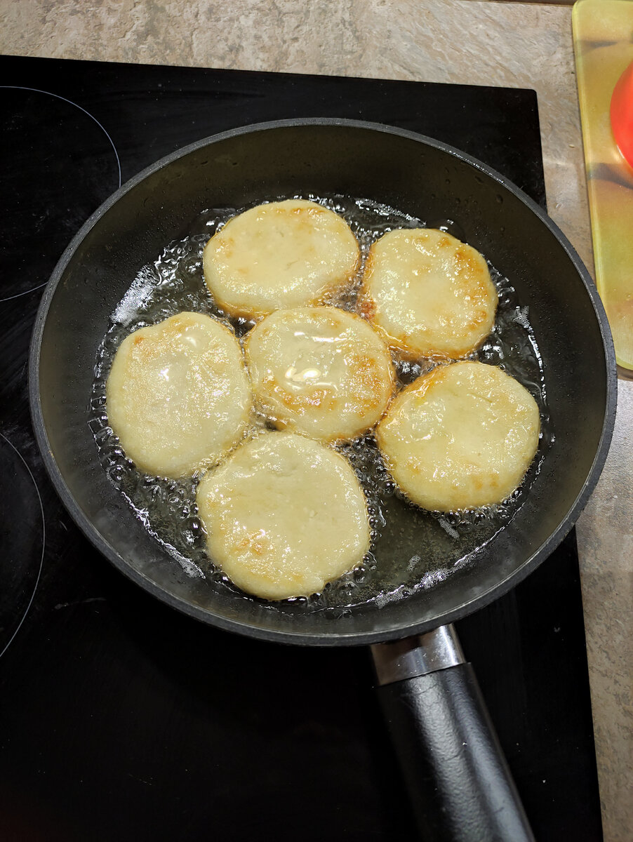 Сырники с картошкой (картофельные творожники), уверен так их мало кто  готовит. | На кухне у Степаныча | Дзен