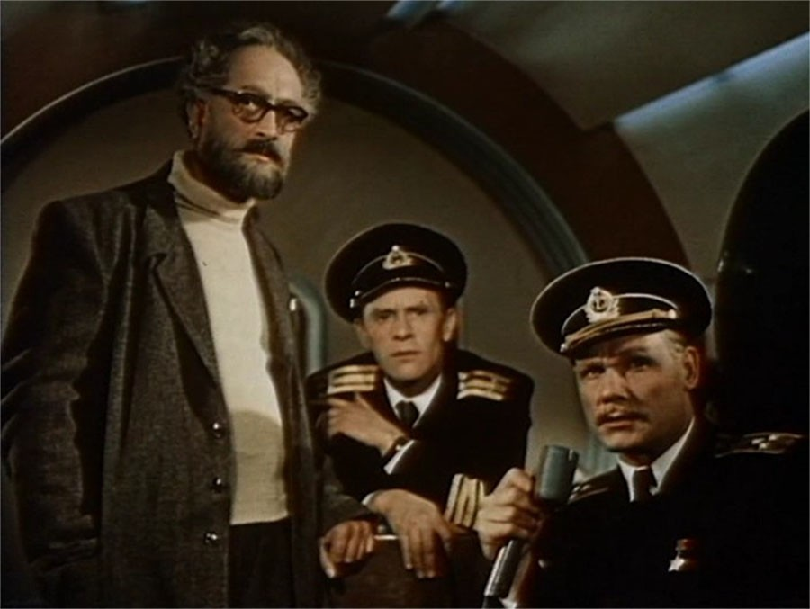 Д ф тайны. Тайна двух океанов (1955).