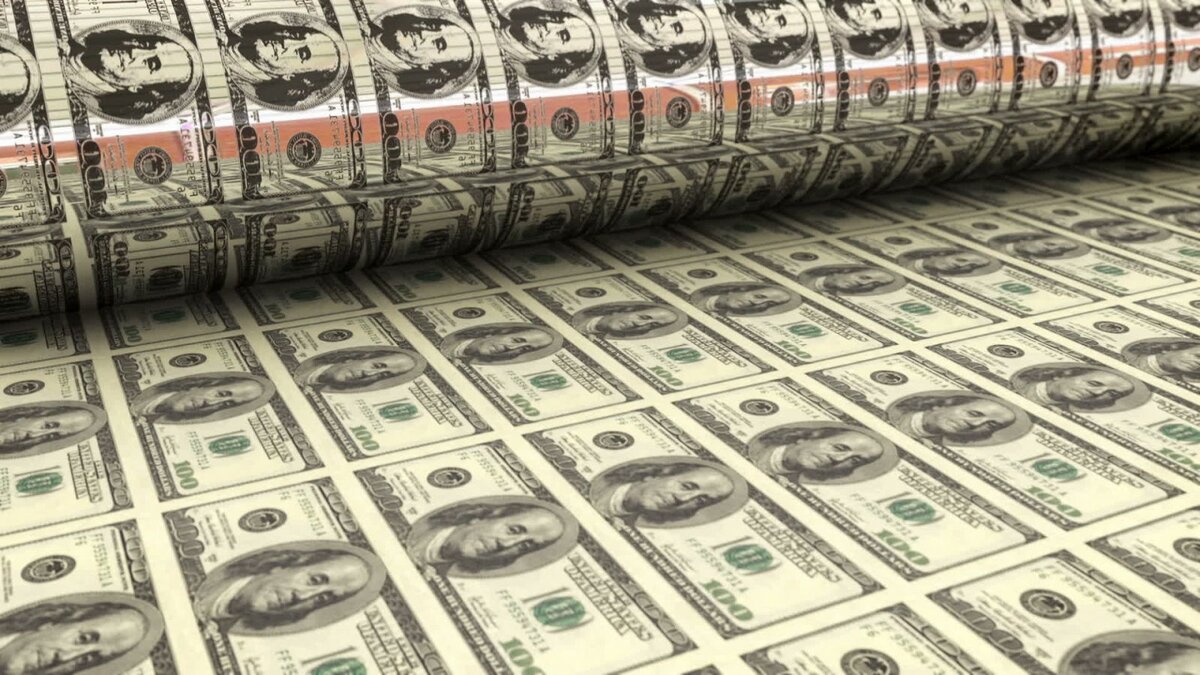 США печатает банкноты для обеспечения иных стран долларами.