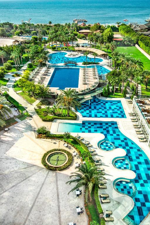 фото https://www.booking.com/hotel/tr/sherwood-breezes-resort.ru.html?