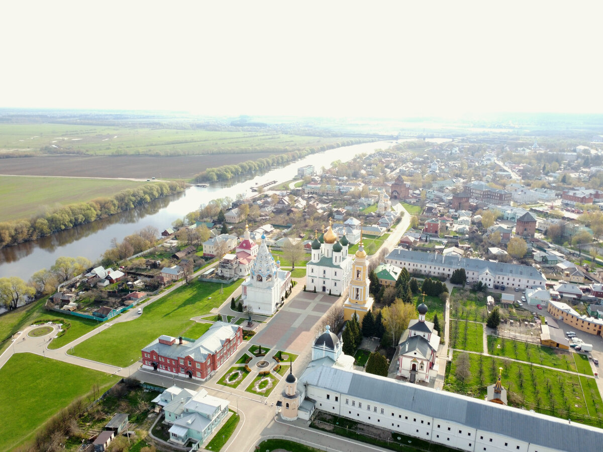 Коломна землю. Коломенский Кремль Московская область. Стрельна посёлок Стрельна. Орловский парк Стрельна сверху.