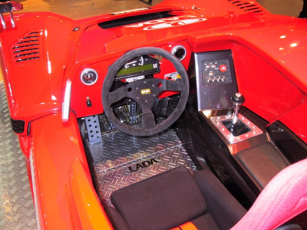 Lada Revolution 3 салон