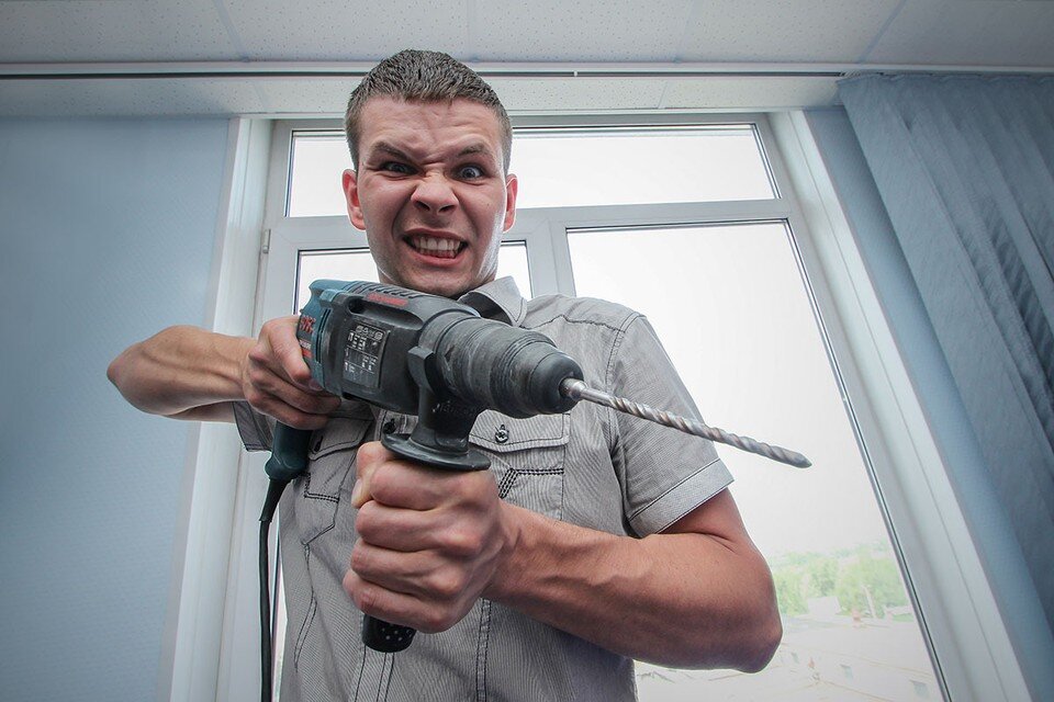     Специалисты Роскачества дали советы, как бороться с шумными соседями Валерий ЗВОНАРЕВ