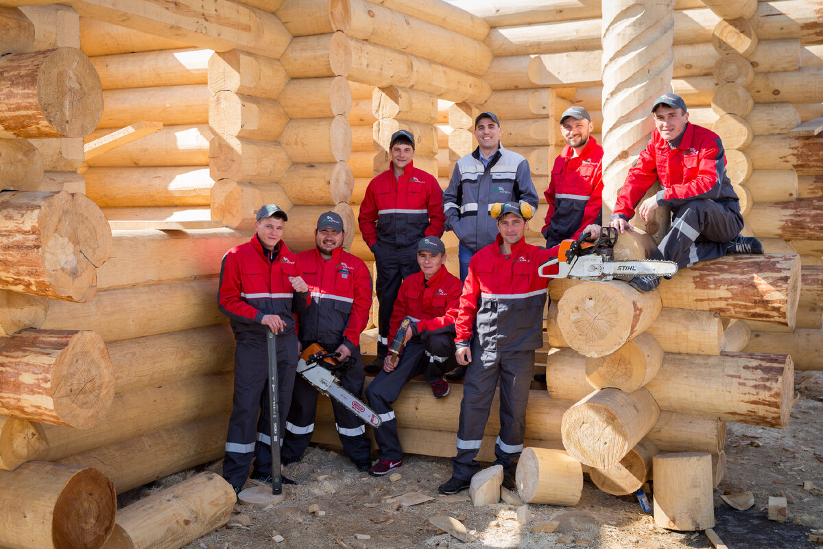 Часть коллектива ПСК Сибкомфорт