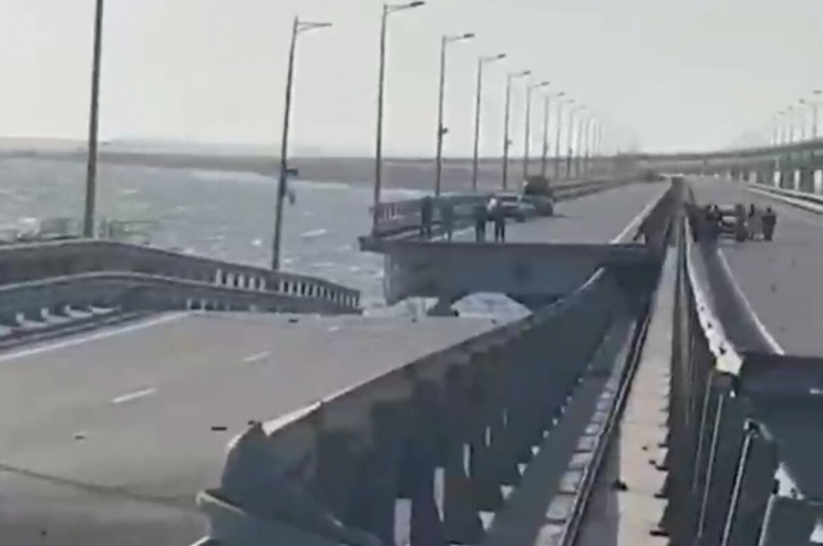    Эксперт: движение по одной половине моста в Крым можно возобновить сегодня