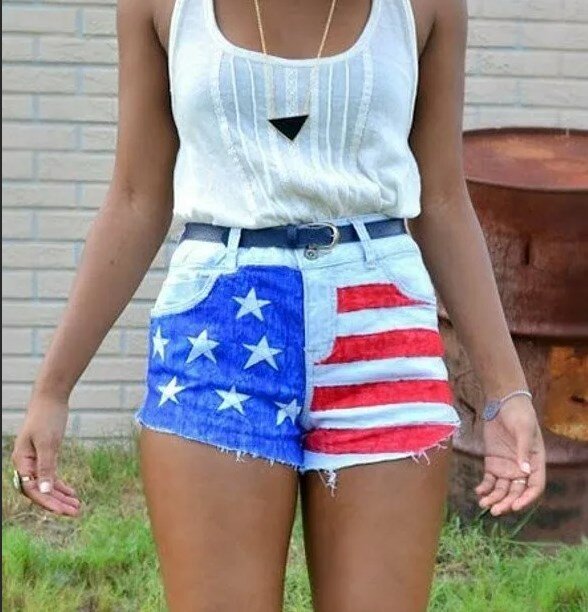 Шорты из флага страны????