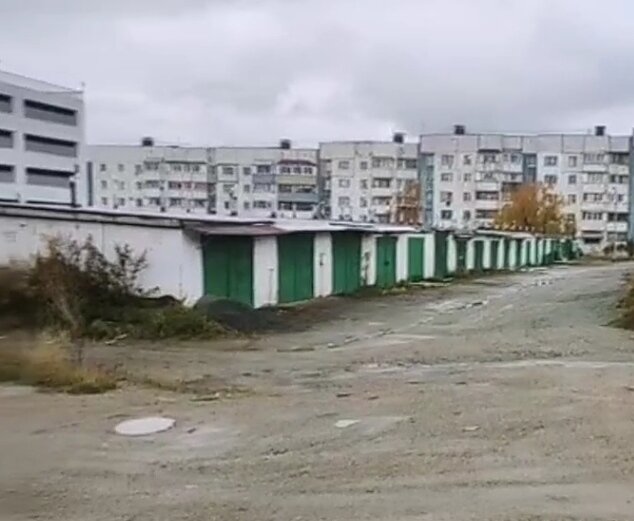 Гаражи... 