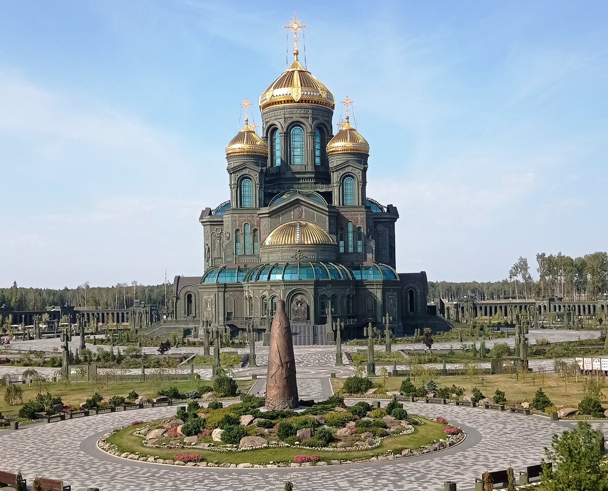 Главный храм Вооружённых сил Российской Федерации, Патриарший собор во имя Воскресения Христова