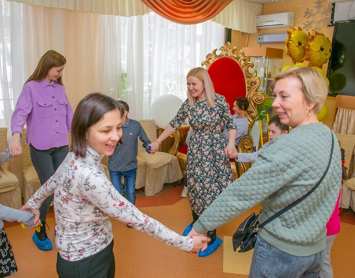 «Ну и пусть вместо микрофона у него собственный кулак!»