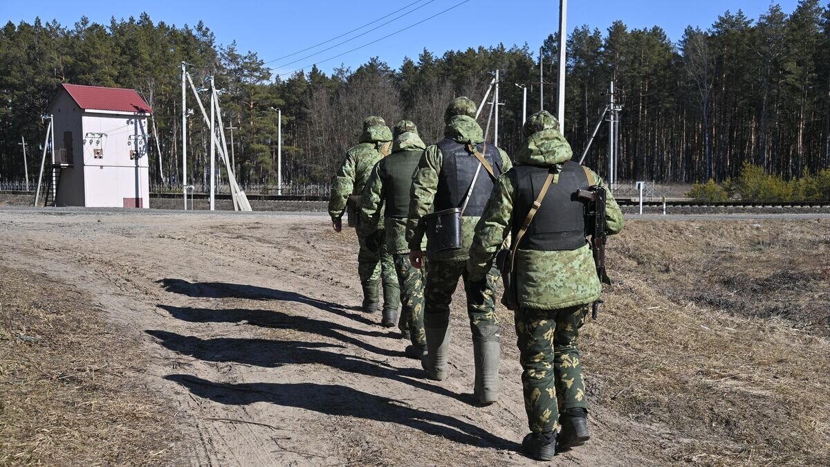    Белорусские пограничники на белорусско-украинской границе© Sputnik
