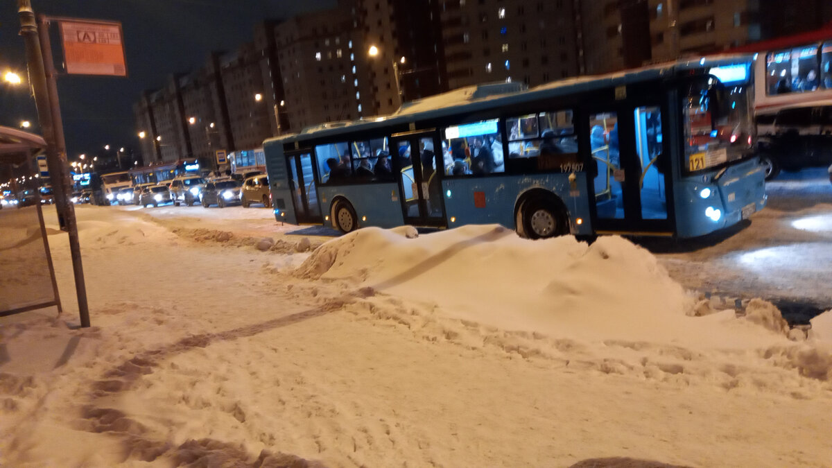 Автобус в Санкт-Петербурге