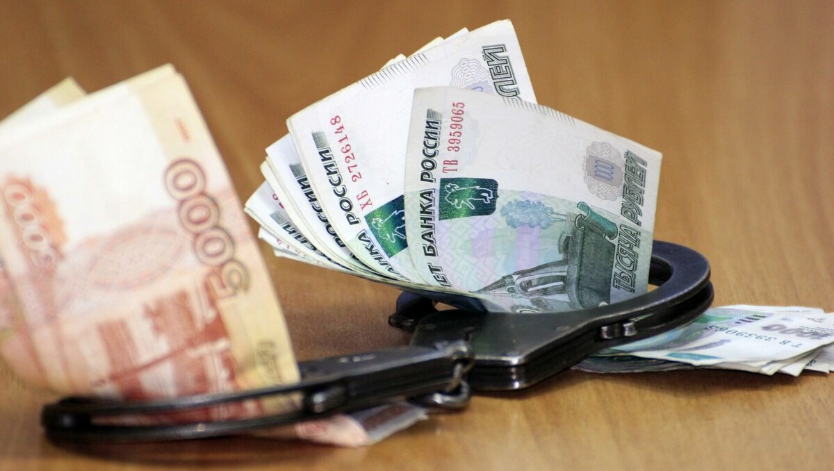     В Ростове медсестру обманули телефонные мошенники и похитили 280 тысяч рублей, накопленных на семейный отпуск, об этом сообщили в УМВД по Ростовской области.