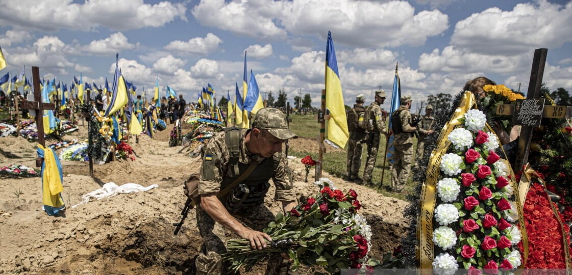 Захоронения погибших солдат ВСУ