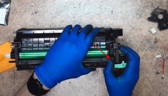 Фото 40. Проворачиваем ось