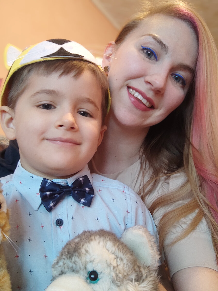 Сейчас работаю дома, сынок не ходит в сад