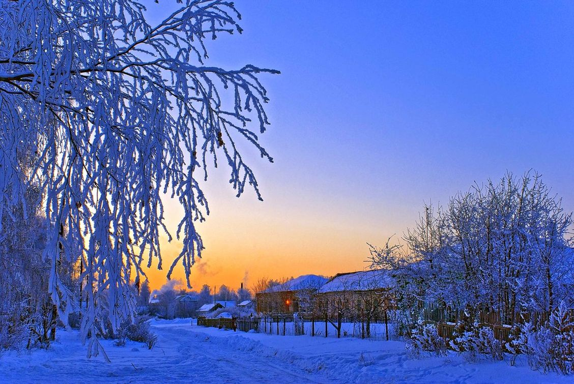 Поздний зимний вечер. Зимний вечер. Зима. К вечеру. Зимние картинки красивые. Зимний вечер пейзаж красивый.