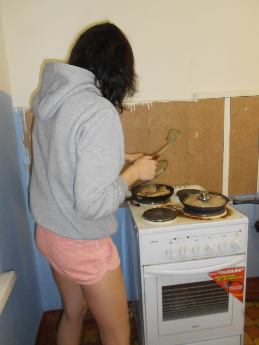 Фото автора, 2013, общая кухня