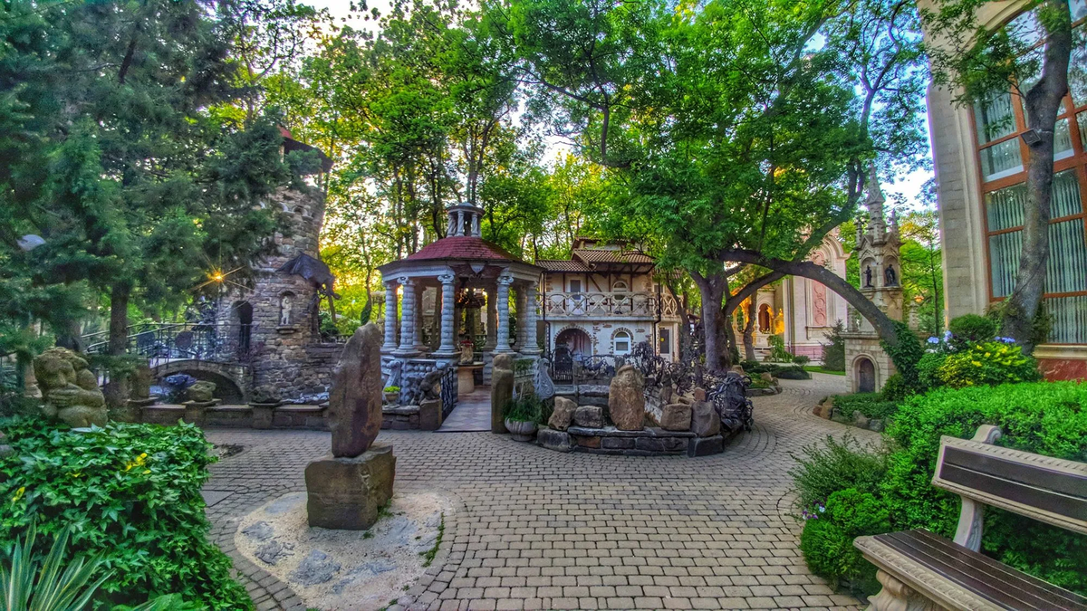 Старая кабардинка. Культурный центр старый парк в Кабардинке. Парк Кабардинка в Геленджике. Посёлок Кабардинка Краснодарский край старый парк