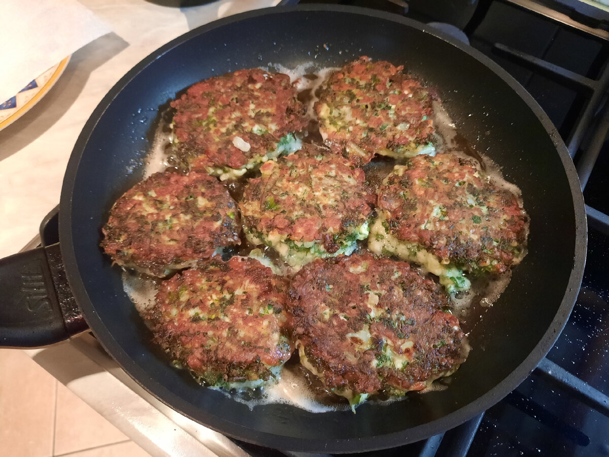 Петрушечные котлеты