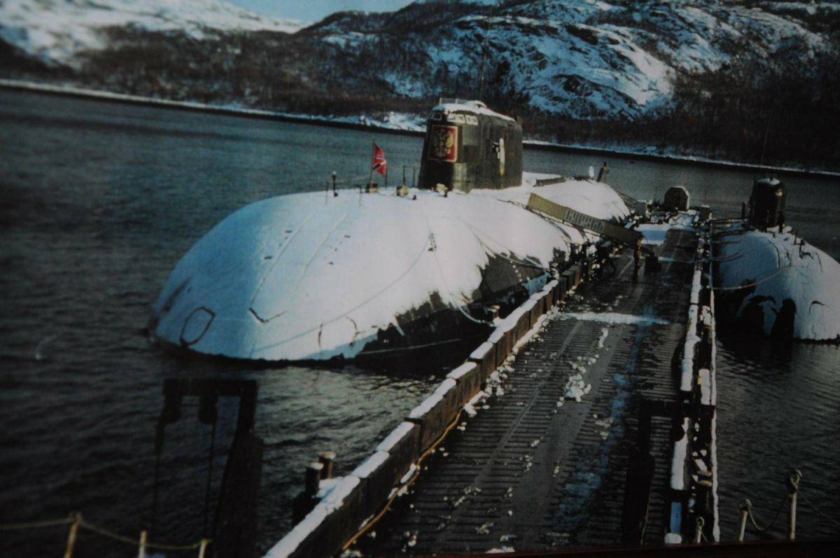 Курск подводная. Лодка к-141 «Курск». Подводная лодка "Курск". Подводной лодки к-141 Курск. Атомная подводная лодка Курск.