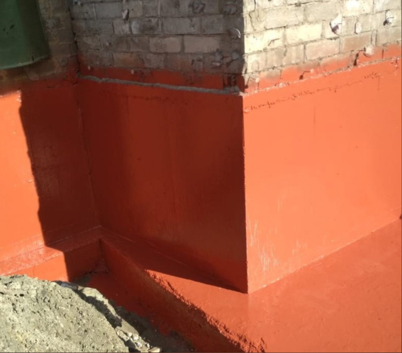 Покрытие фундамента полиуретановой мастикой