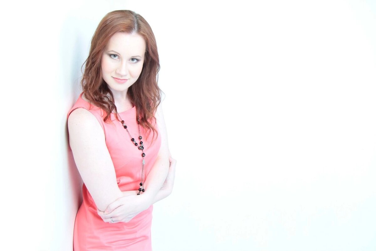 Фото с 1 курса. Примерно так меня видели ученики. 