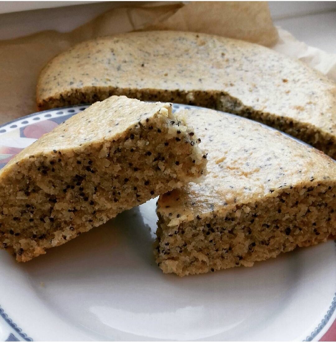 Овсяный кекс с маком