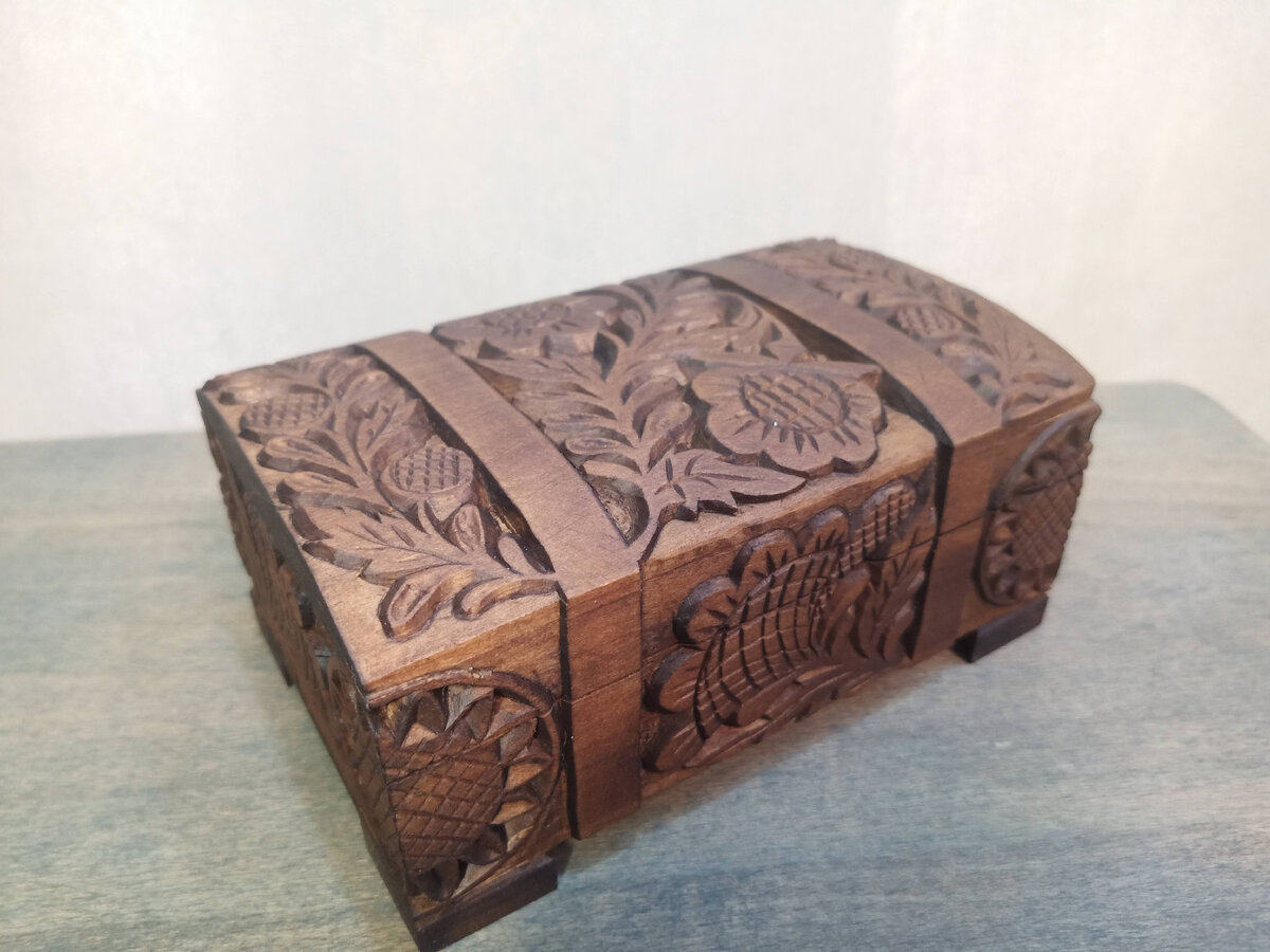 Готовая шкатулка с финишной отделкой