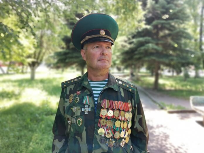 Капитан пограничной службы Н.Э. Андреев