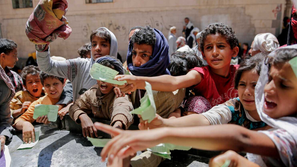 Йемен. Голодающие люди в Йемене.