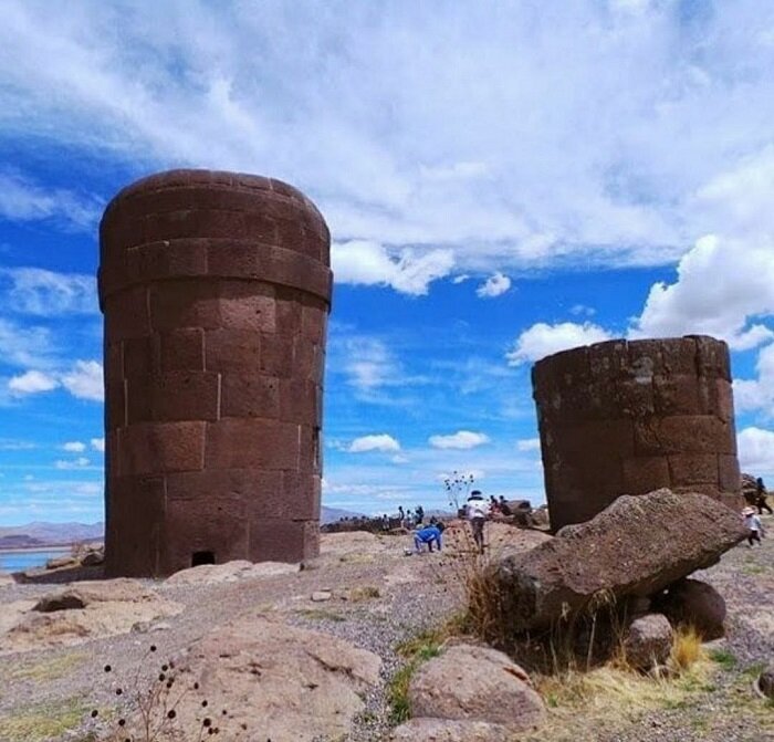 Изображение Яндекс Картинки. Похоронные башни в Перу.